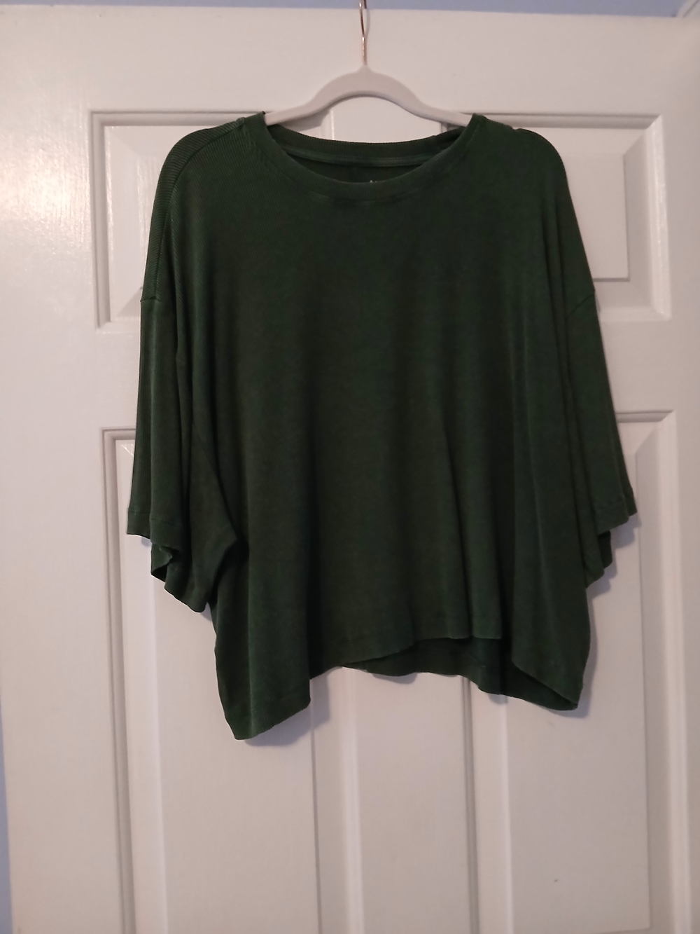 American Eagle Outfitters Dark Green Short Sleeve Boxy Tee